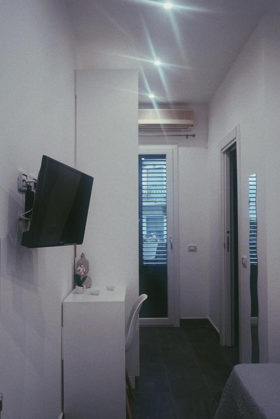Fiore Di Loto Rooms カリーニ 部屋 写真