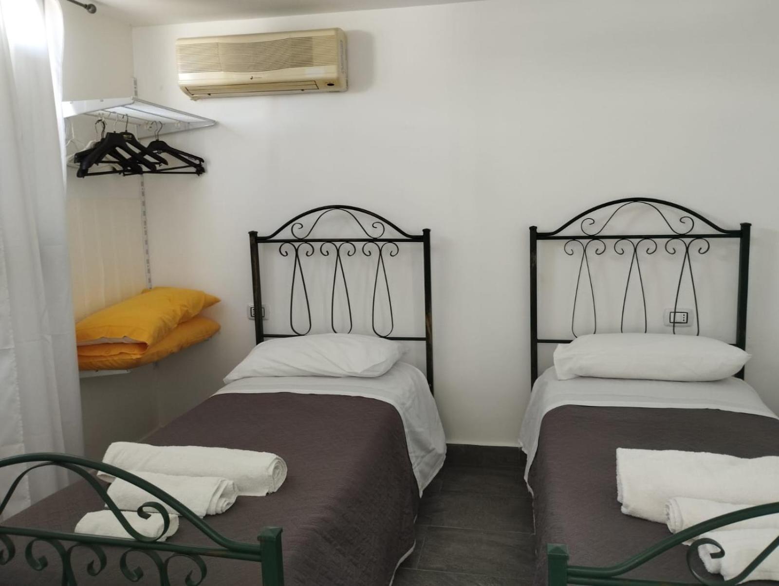 Fiore Di Loto Rooms カリーニ エクステリア 写真