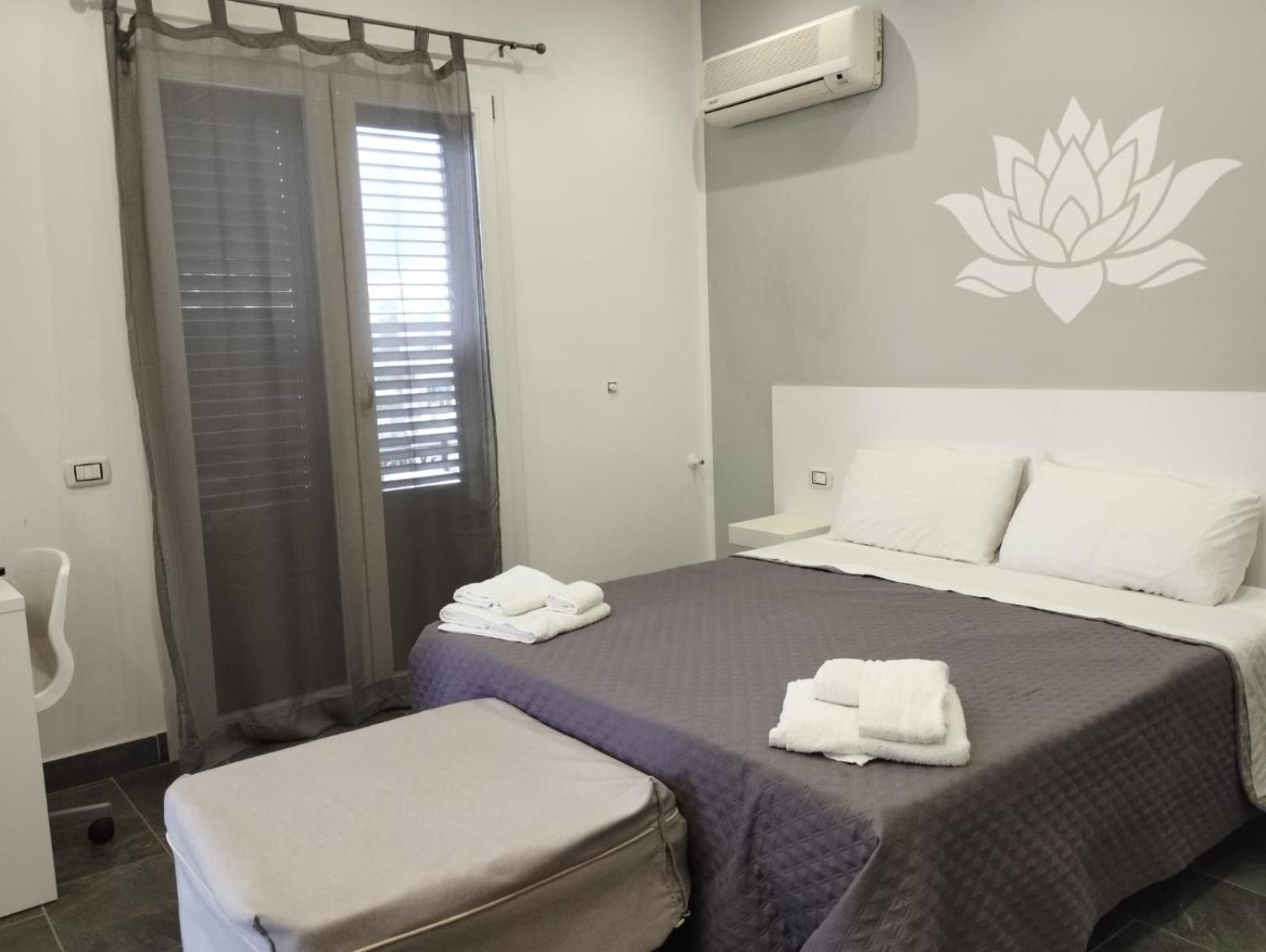 Fiore Di Loto Rooms カリーニ エクステリア 写真